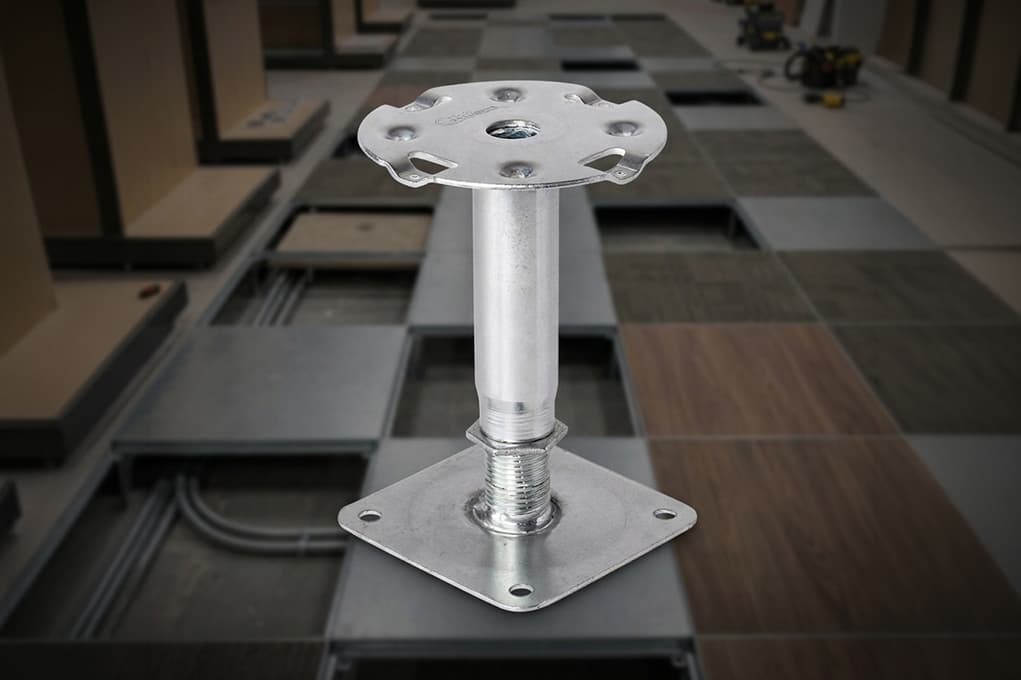 E-Range pedestal view 3