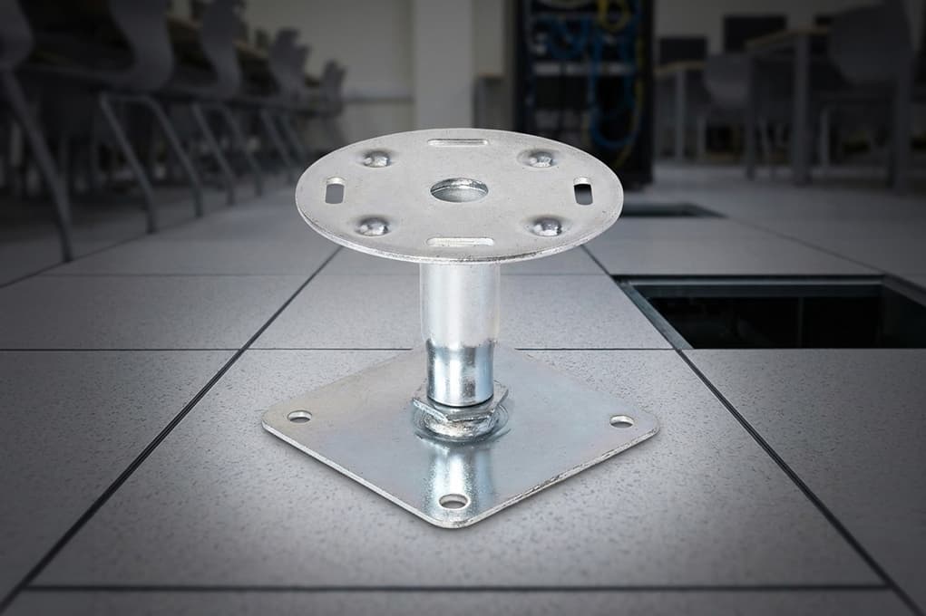 M-Range pedestal view 3